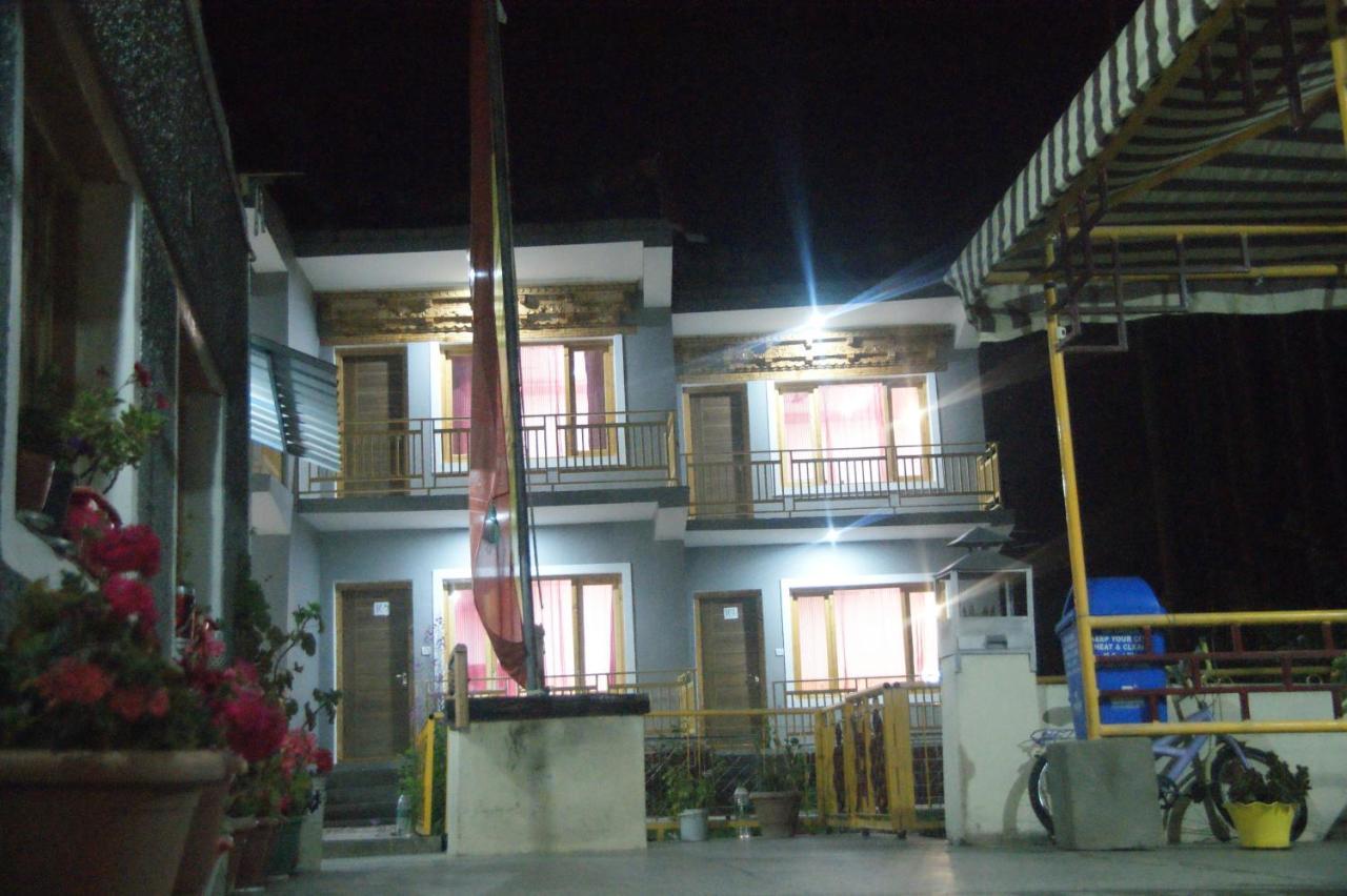 Chandan Guest House Лех Экстерьер фото