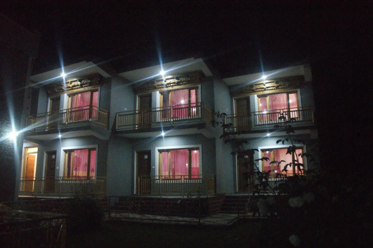 Chandan Guest House Лех Экстерьер фото